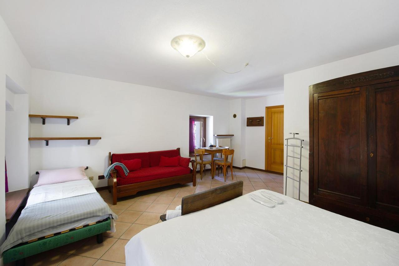 Alla Meridiana Bard Bagian luar foto